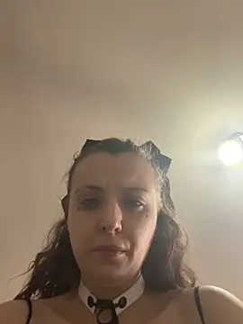 bunnythetailor webcam