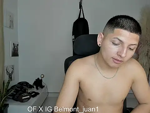 A_lejandro_08 webcam