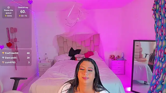 Lola_Oberly_xxx webcam