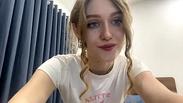 HotCheeseCake webcam