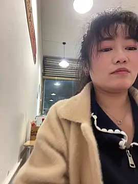 Molly-xiao webcam