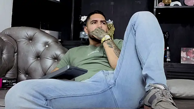 matteosantos live sex cam