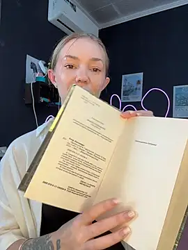 milamoone - MilaMoone's free webcam - UK Sex Cams