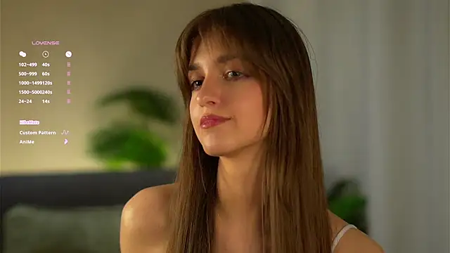 ClarineCasebolt webcam