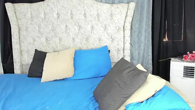 aleja_spearsx webcam