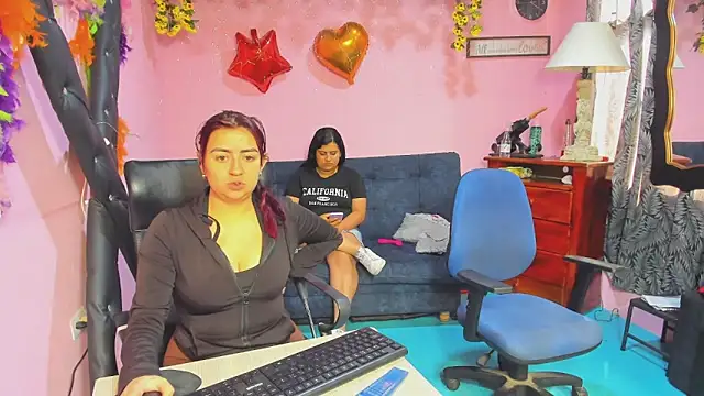 lesbiancuple webcam