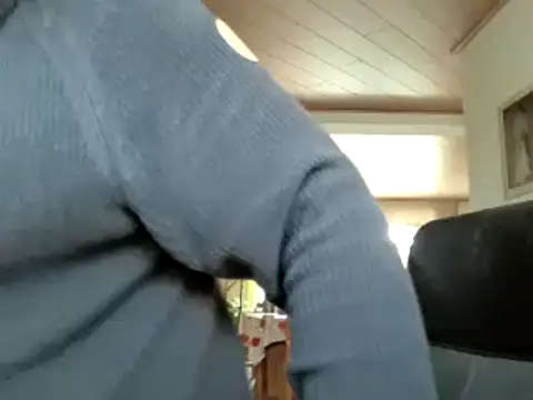 nobbie444 (M mature) - Dildo up the ass