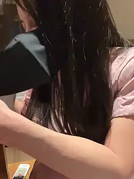 美女Carlin-yiyi在线直播