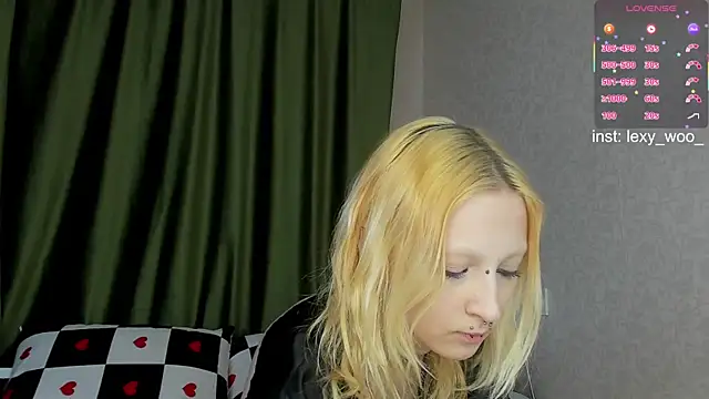 Lexy-Woorhez webcam