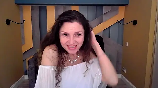 EllaLong live sex cam