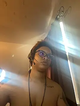 nickytheehawtie webcam