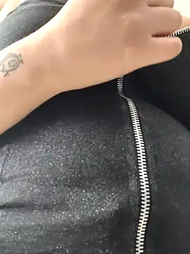 _Sarah-Office1 webcam