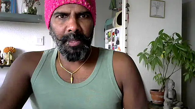 frenchblackc31 webcam