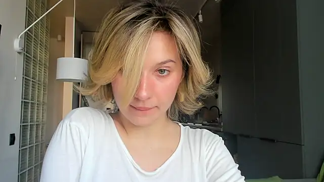 Lilith_lutherlow webcam