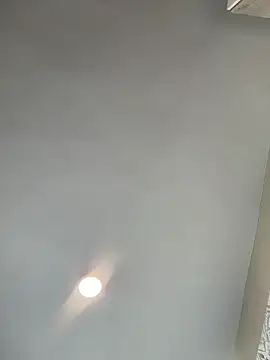 Ninabigtitied webcam