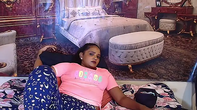 Luciousindian69 webcam