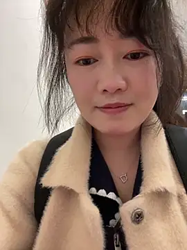 Molly-xiao webcam