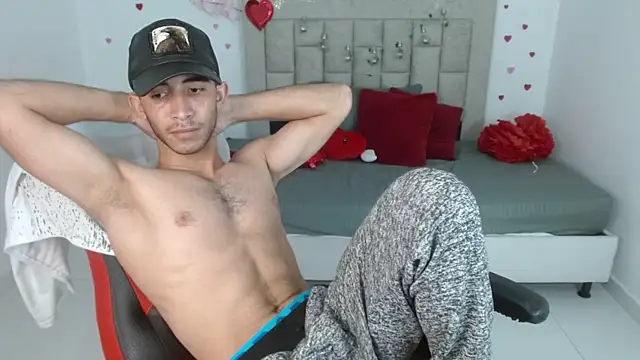 caius_fox - Caius_fox's free webcam