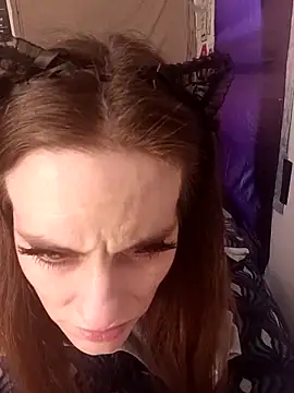 snowbird1117 (F milf) - Who's needs bottoms