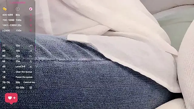 peachy_kiss (F young) - 晚上11点王子秀噢 不见不散