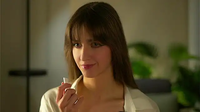 ClarineCasebolt webcam