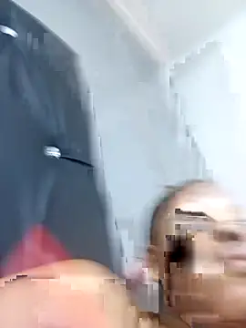 PregnantCleox webcam