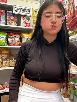 StrawberryPink_ webcam