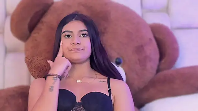 KatherineRuiz_ webcam