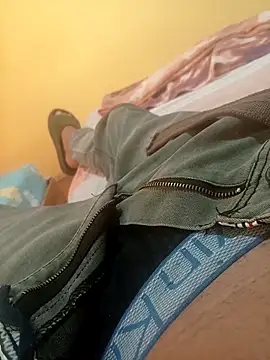 UnreadyChutzpa live sex cam