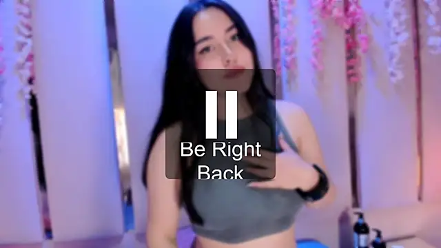 HannaCollins_ webcam