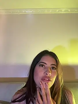 isabella-collins- webcam