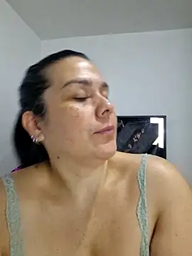 martina_foxy_ live sex cam