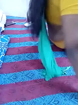 Webcam Model (tamil_Vennila)  is live.Free join now!