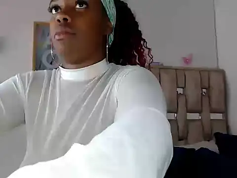 Aantoniaa_brown27 webcam