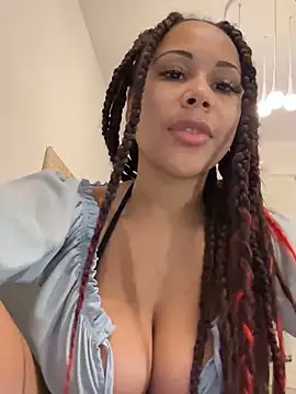 HaileyDiana's live cam