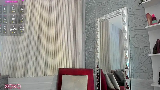 BriannaChelsea webcam