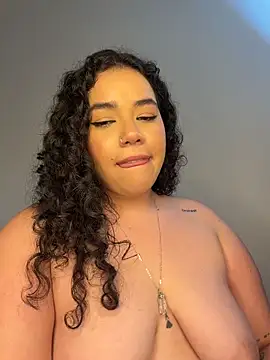 krisstenSantos webcam