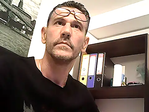 mastercharisma35 (Ask my age) - like tips pls.. more for come private