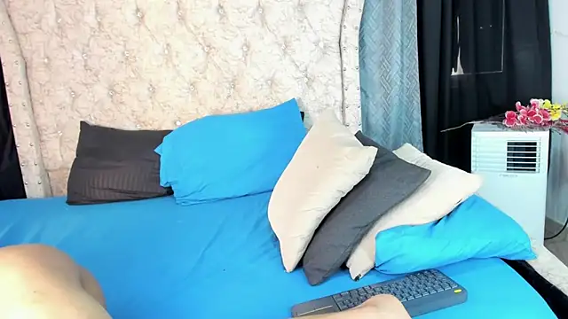 aleja_spearsx webcam