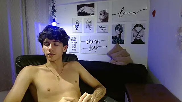 AmethystShadow17 webcam