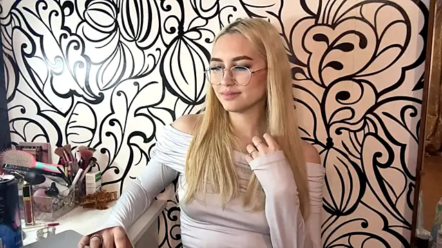 Kat_Catherine webcam