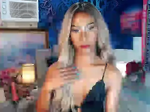 tarah_mc_actressex (T teen) - I want to feel your love and support