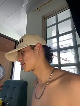 HarryGaze's live cam