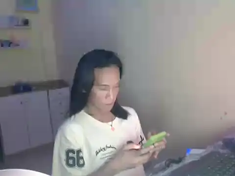 ashelyxyn69xx webcam