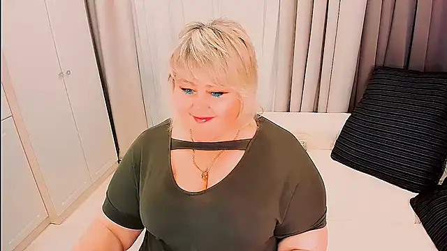 bigtitsbbw - BIGTITSBBW's free webcam