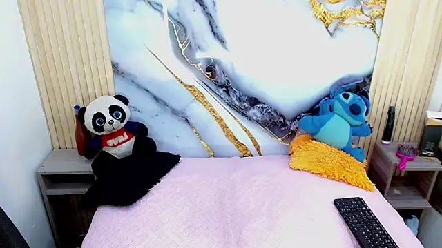 natashaislerxxx webcam