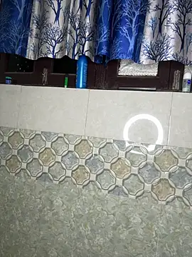 Webcam Model (Oh_Priya)  is live.Free join now!