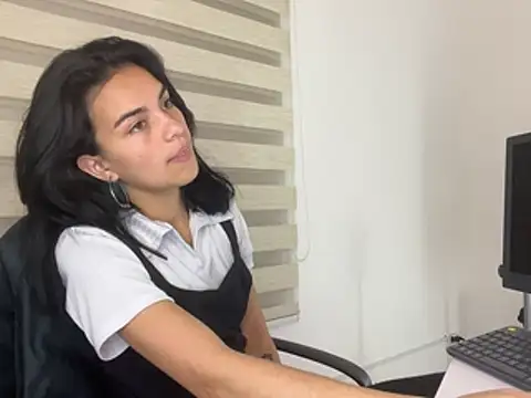 bliinkii_and_luka_ webcam