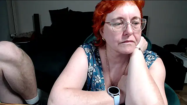 JoannaAndNeighbour live sex cam