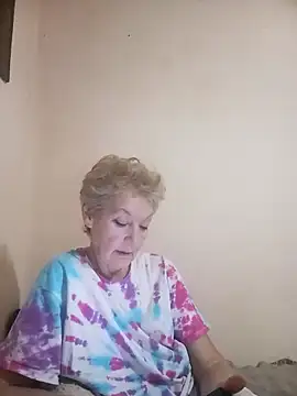 Webcam Model (Calypso-Loove)  is live.Free join now!